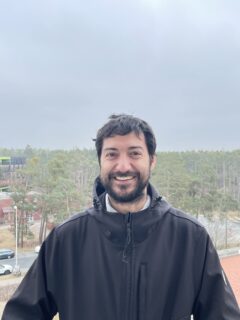 Dr. Nadir Jori